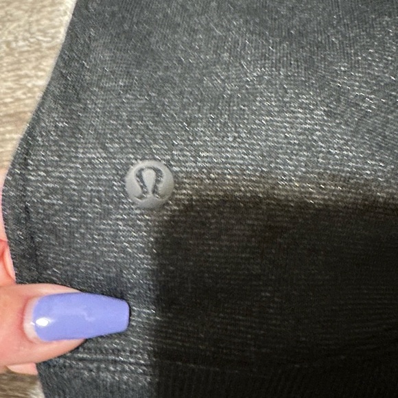 Lululemon XL/XXL crop hoodie - Picture 3 of 4